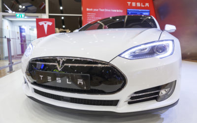 Investors Question Tesla Bond’s Pricing as it Sells Off