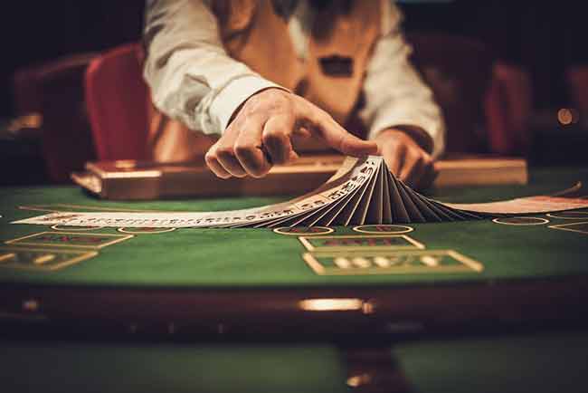 Macau’s Incumbent Casino Operators Face Uncertainty After Bid from Genting Chairman