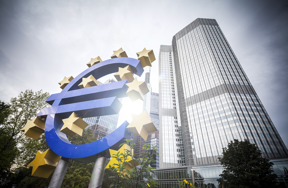 ECB Unveils Cheap Loans, Leading to Euro Area Bond Rally