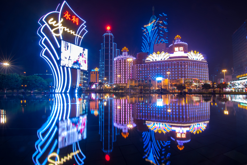 S&P Revises Macao Casino Operators’ Outlook Higher on Post-Pandemic Recovery
