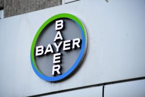 Bayer’s Bonds Drop on Court and Drug Setback